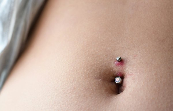 Les bienfaits du piercing conch : expressivité et style
